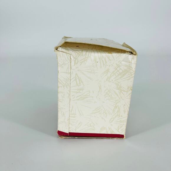 Hallmark 1996 Holiday Barbie Handcrafted Keepsake Ornament Collector's Series - Picture 11 of 15